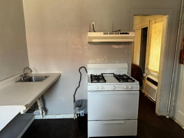 Coalinga Motel image 16