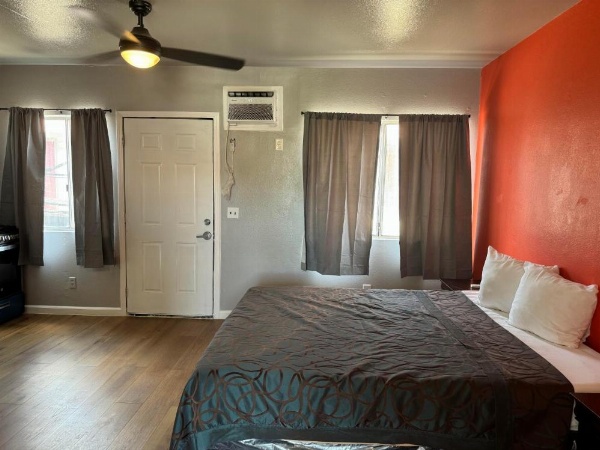 Coalinga Motel image 6